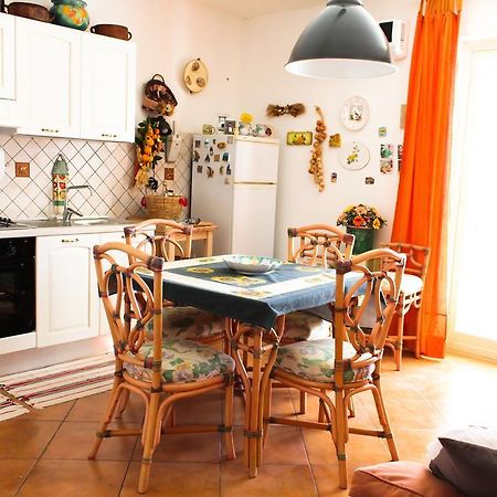 Bed And Breakfast Agrumi In Terrazza Aragona Luaran gambar