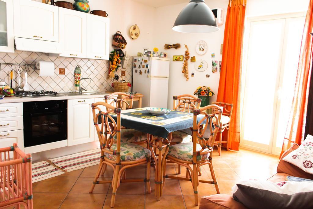 Bed And Breakfast Agrumi In Terrazza Aragona Luaran gambar